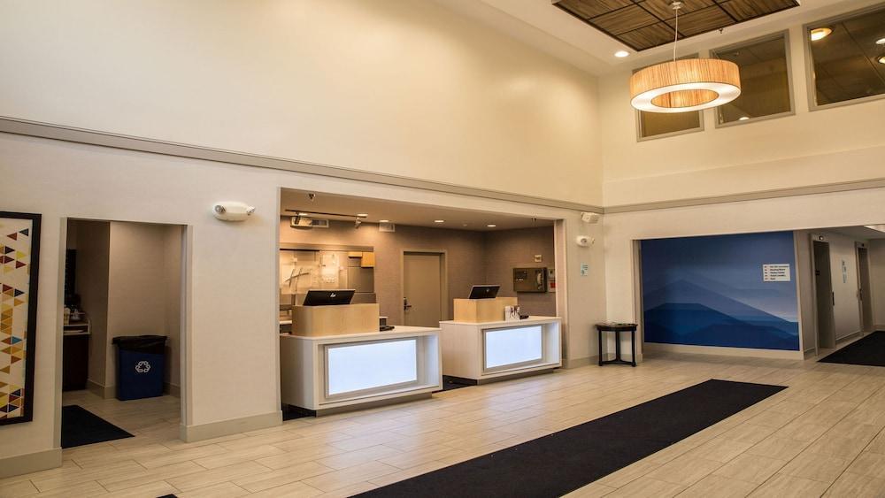 Holiday Inn Express - Columbus - Dublin By Ihg Екстер'єр фото