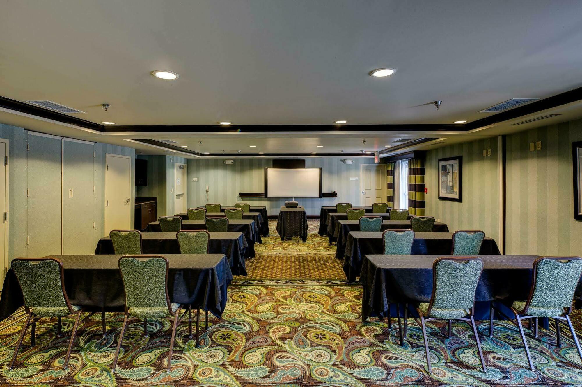 Holiday Inn Express - Columbus - Dublin By Ihg Екстер'єр фото